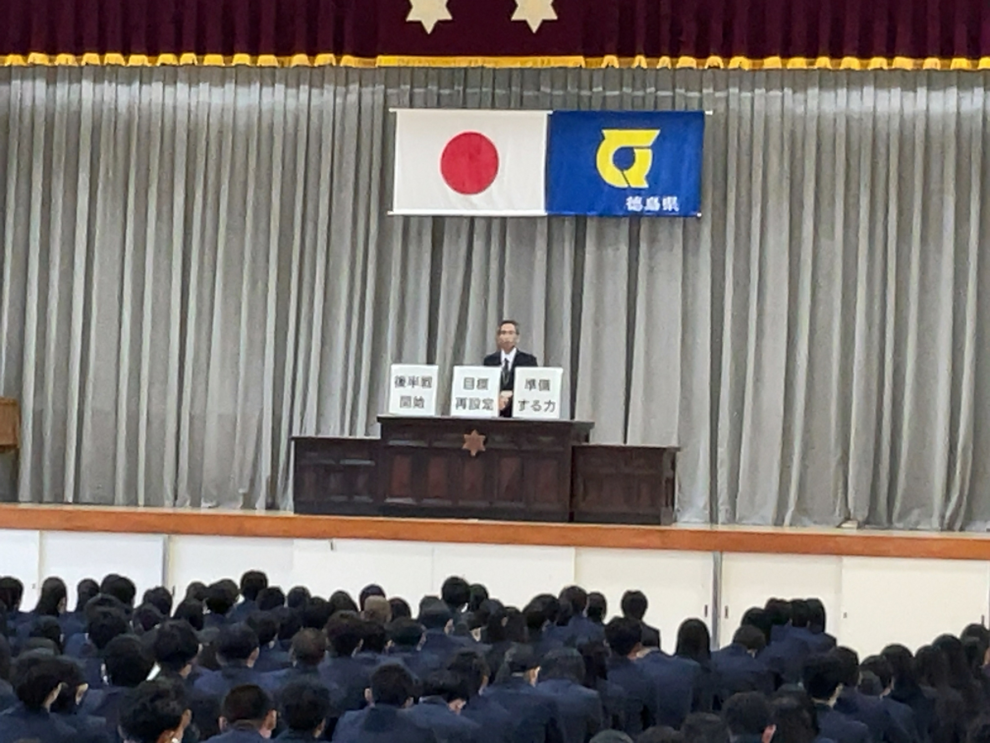 20251002_000355707_iOS